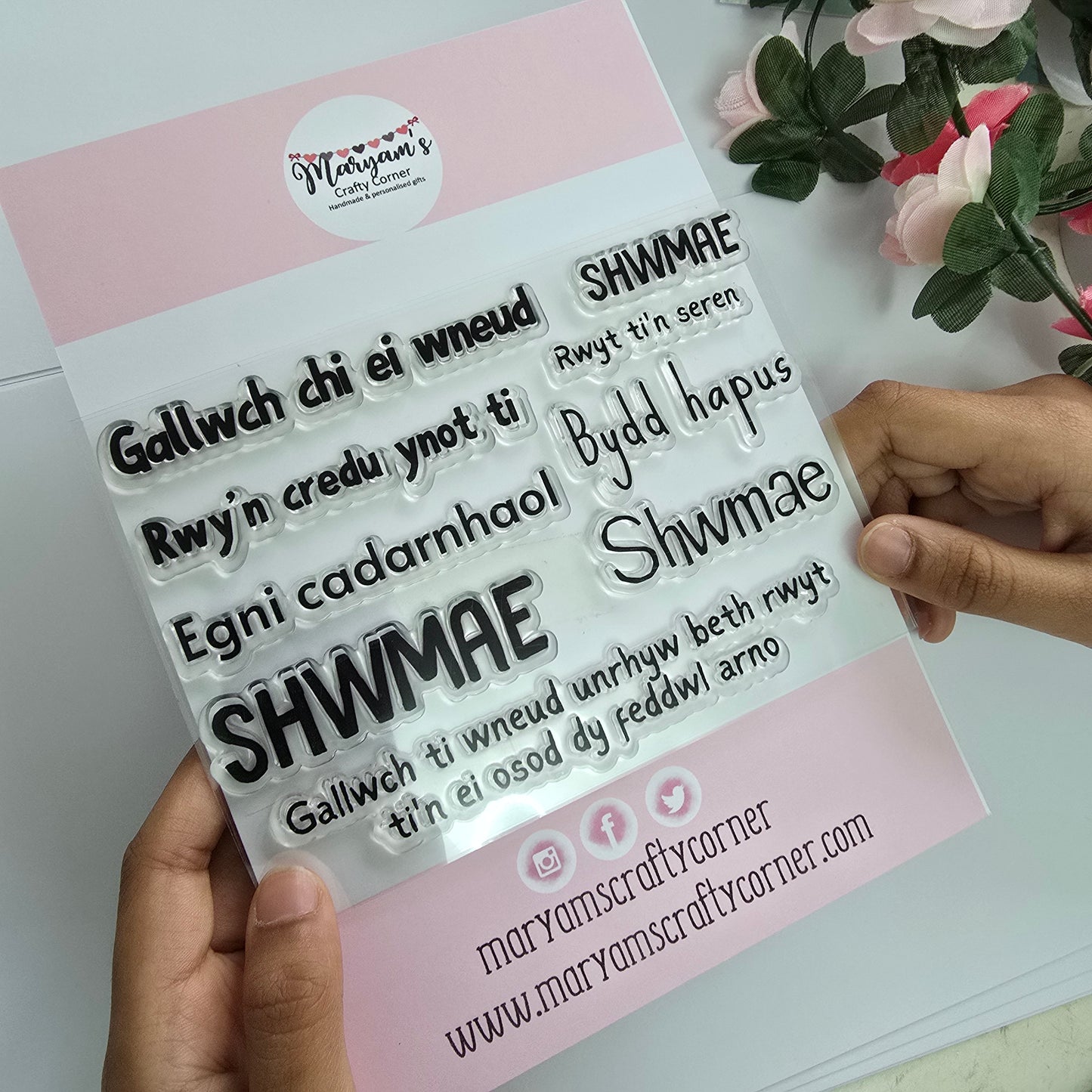 Bring a Welsh flair to your crafts with our Shwmae & Inspirational Phrases Clear Stamp Set